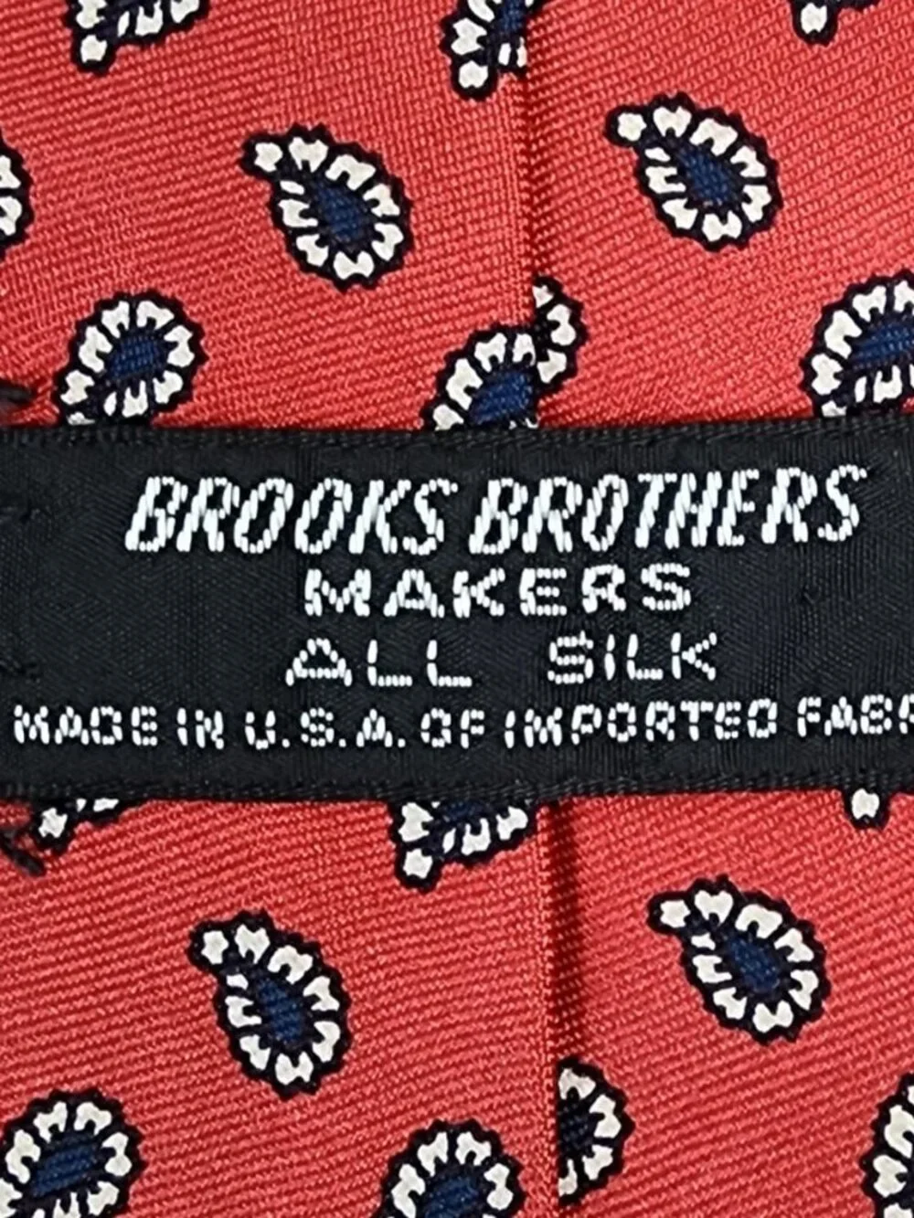 Brooks Brothers Men's Red Paisley Silk Necktie Classic Business Formal 58x3.25